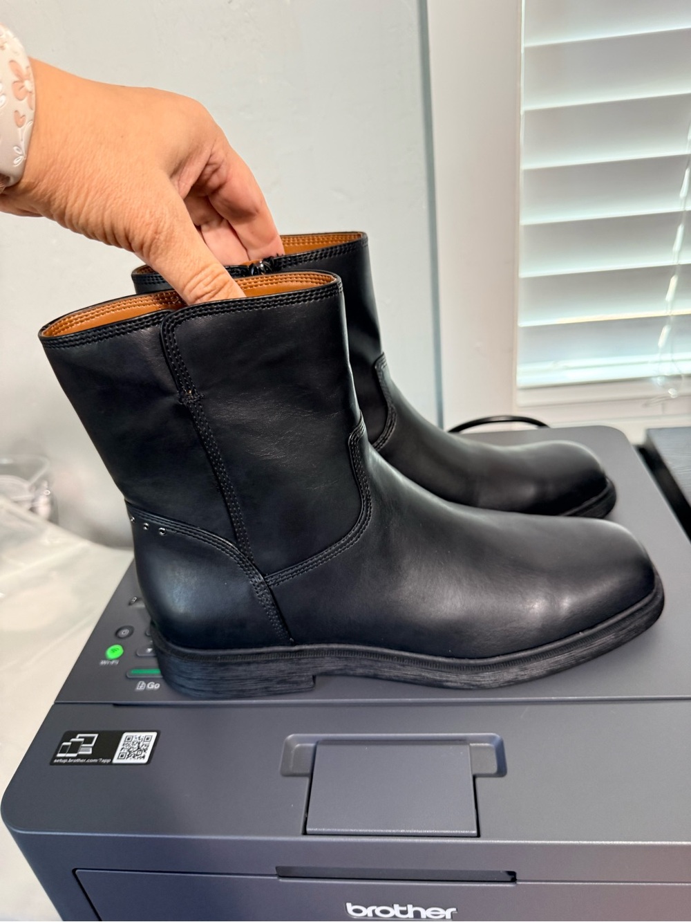Black Leather women’s Ankle Boots